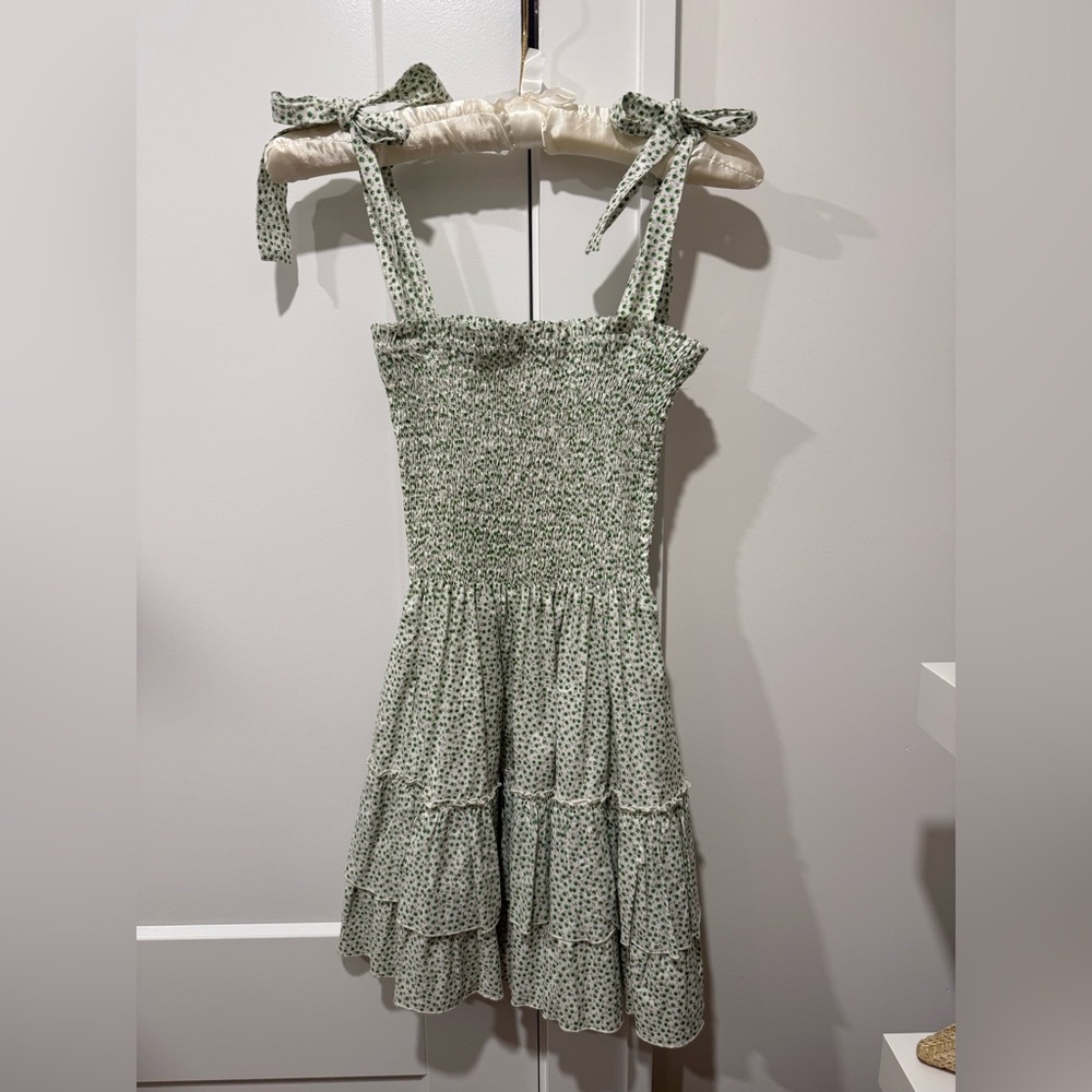 NWT CB POSITANO  Green Floral Mini Dress